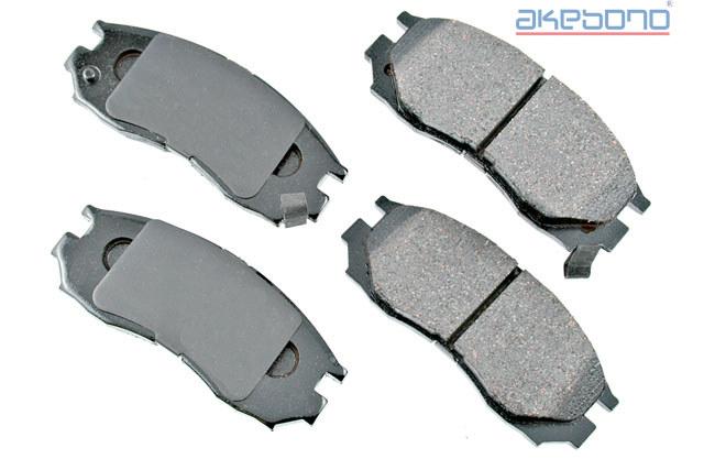 Akebono ACT484 - Disc Brake Pad Akebono ACT484 Disc Brake Pad product image 1 of 1