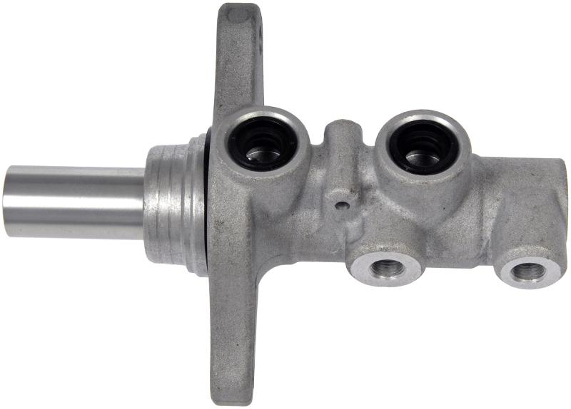 Dorman M630613 Brake Master Cylinder product image 2 of 4
