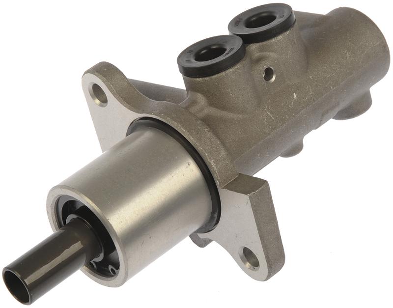 Dorman M630493 Brake Master Cylinder product image 2 of 4