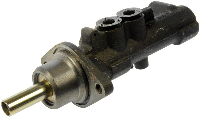Dorman M390024 Brake Master Cylinder product image 2 of 4