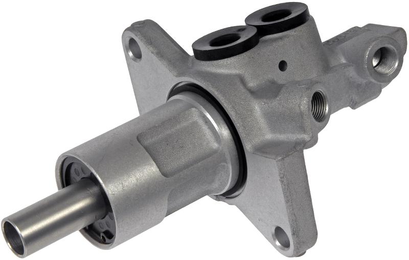 Dorman M630670 Brake Master Cylinder product image 2 of 4