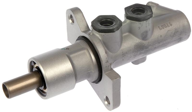 Dorman M630067 Brake Master Cylinder product image 2 of 5