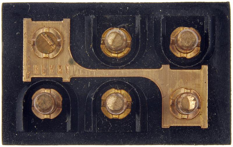 Dorman 901303 Door Window Switch product image 3 of 3