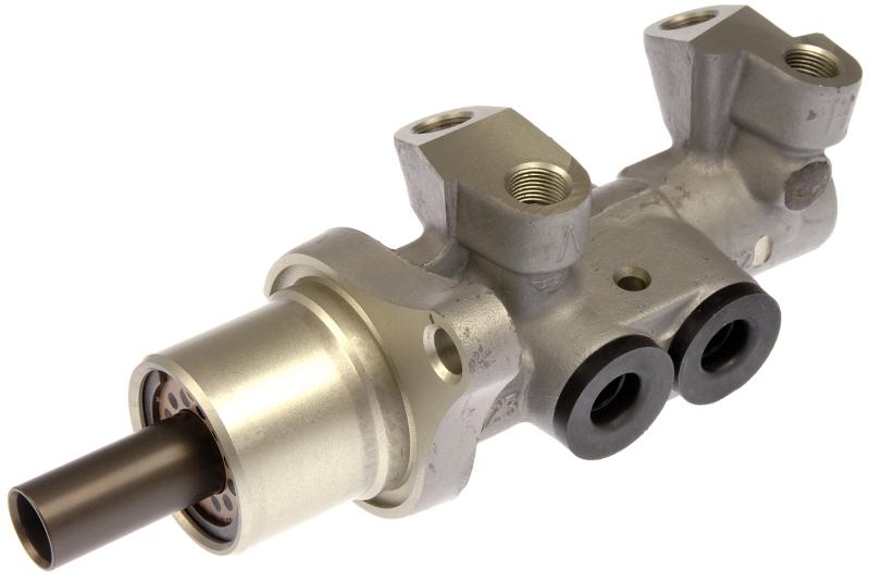 Dorman M630075 Brake Master Cylinder product image 4 of 5