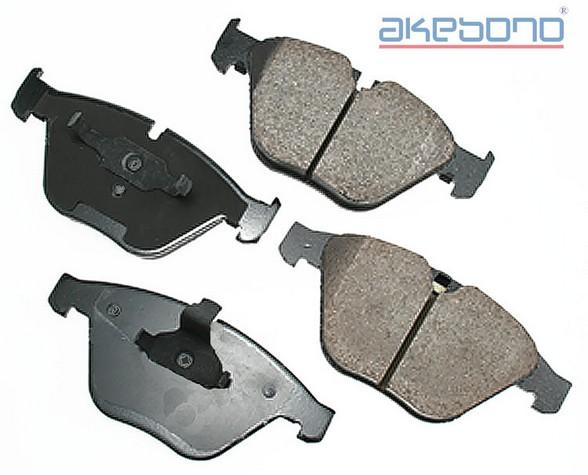 Akebono EUR918 Disc Brake Pad product image 1 of 1