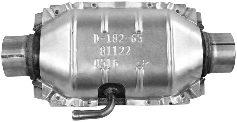 Walker Exhaust 81122 - Catalytic Converter Walker Exhaust 81122 Catalytic Converter product image 1 of 1