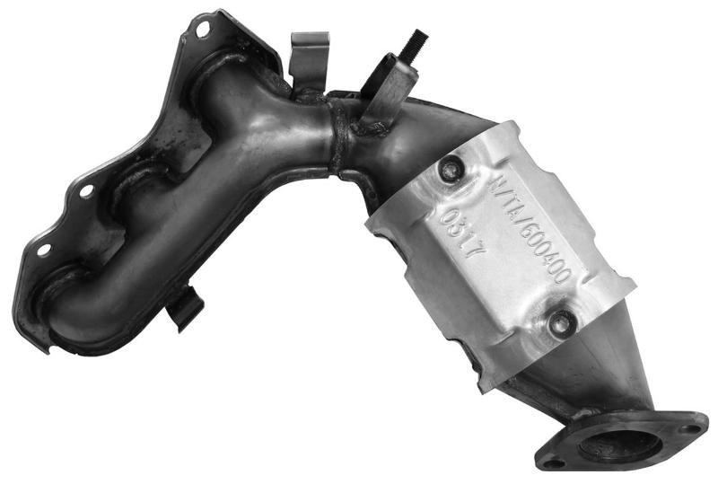 Walker Exhaust 16661 Exhaust Manifold with Integrated Catalytic Converter product image 1 of 1