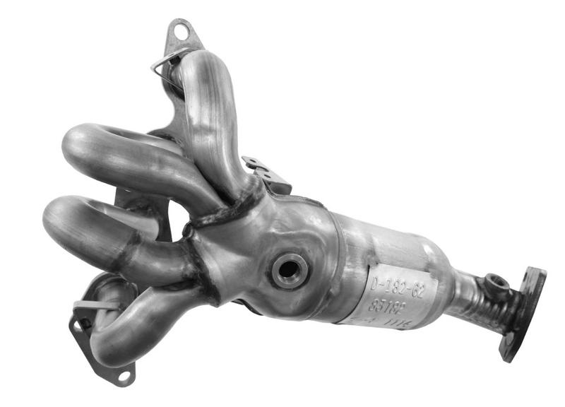 Walker Exhaust 83182 Exhaust Manifold with Integrated Catalytic Converter product image 1 of 1