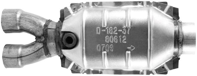 Walker Exhaust 80612 - Catalytic Converter Walker Exhaust 80612 Catalytic Converter product image 1 of 1