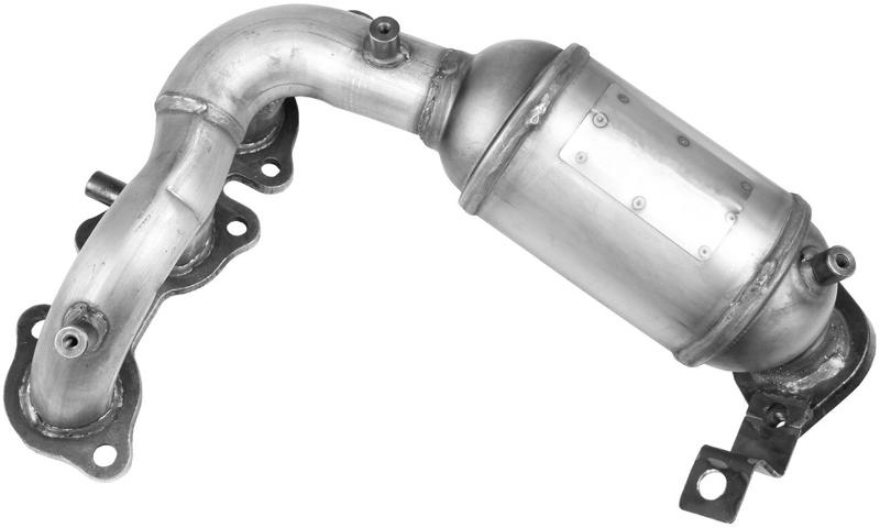 Walker Exhaust 16392 Exhaust Manifold with Integrated Catalytic Converter product image 1 of 1
