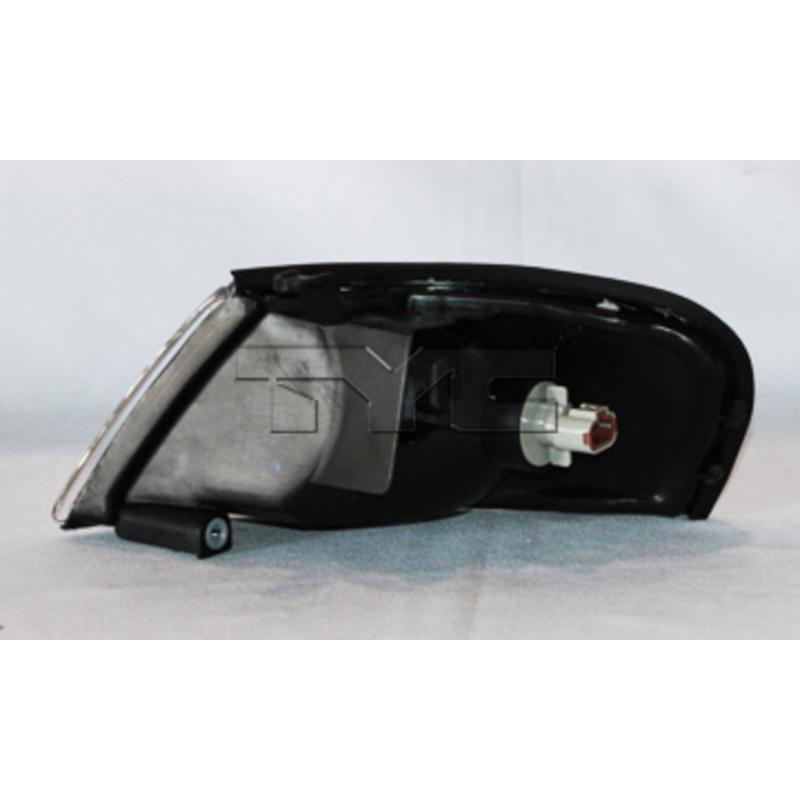 TYC 18522300 - Turn Signal / Parking Light Assembly TYC 18522300 Turn Signal / Parking Light Assembly product image 2 of 3