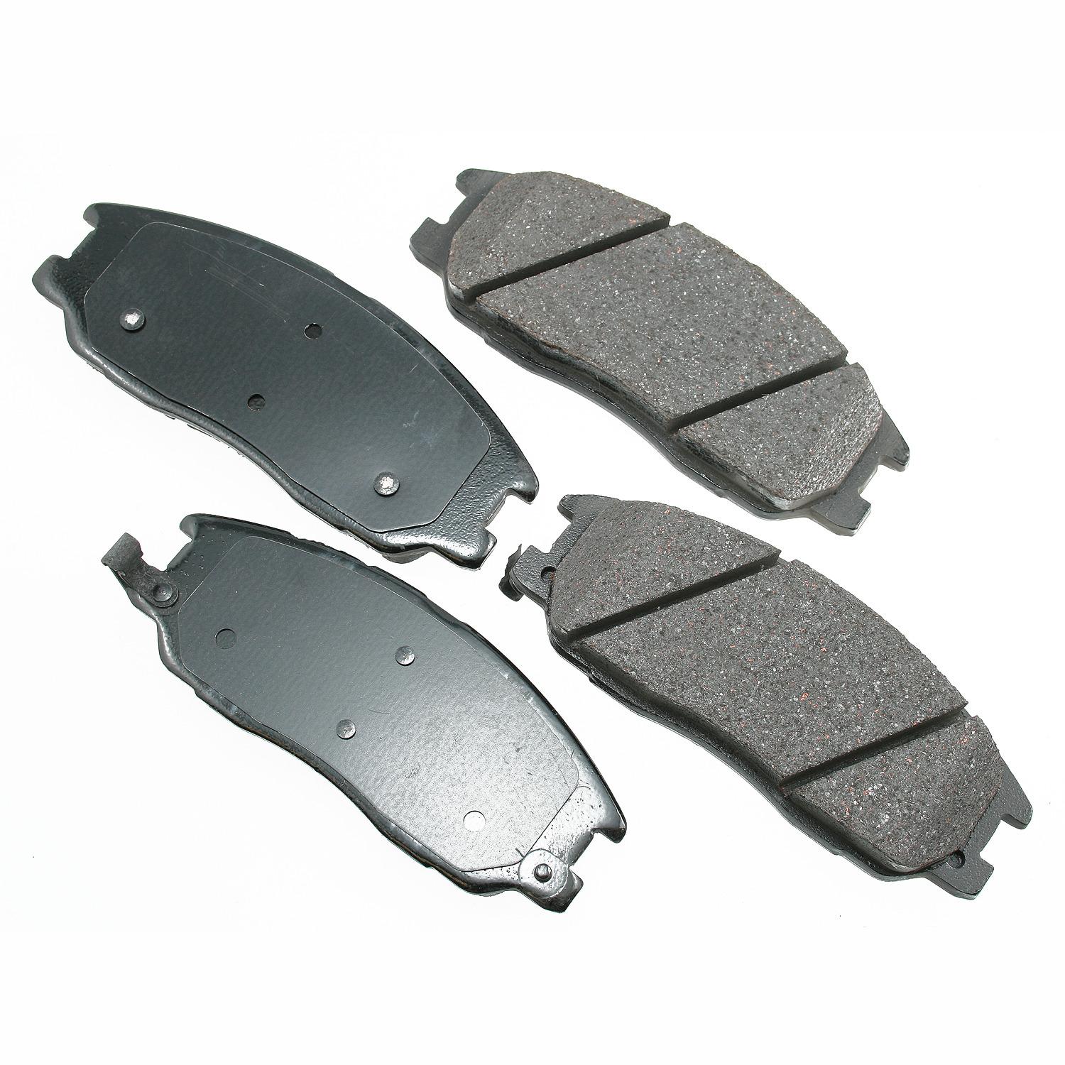 Akebono ACT955 - Disc Brake Pad Akebono ACT955 Disc Brake Pad product image 1 of 1