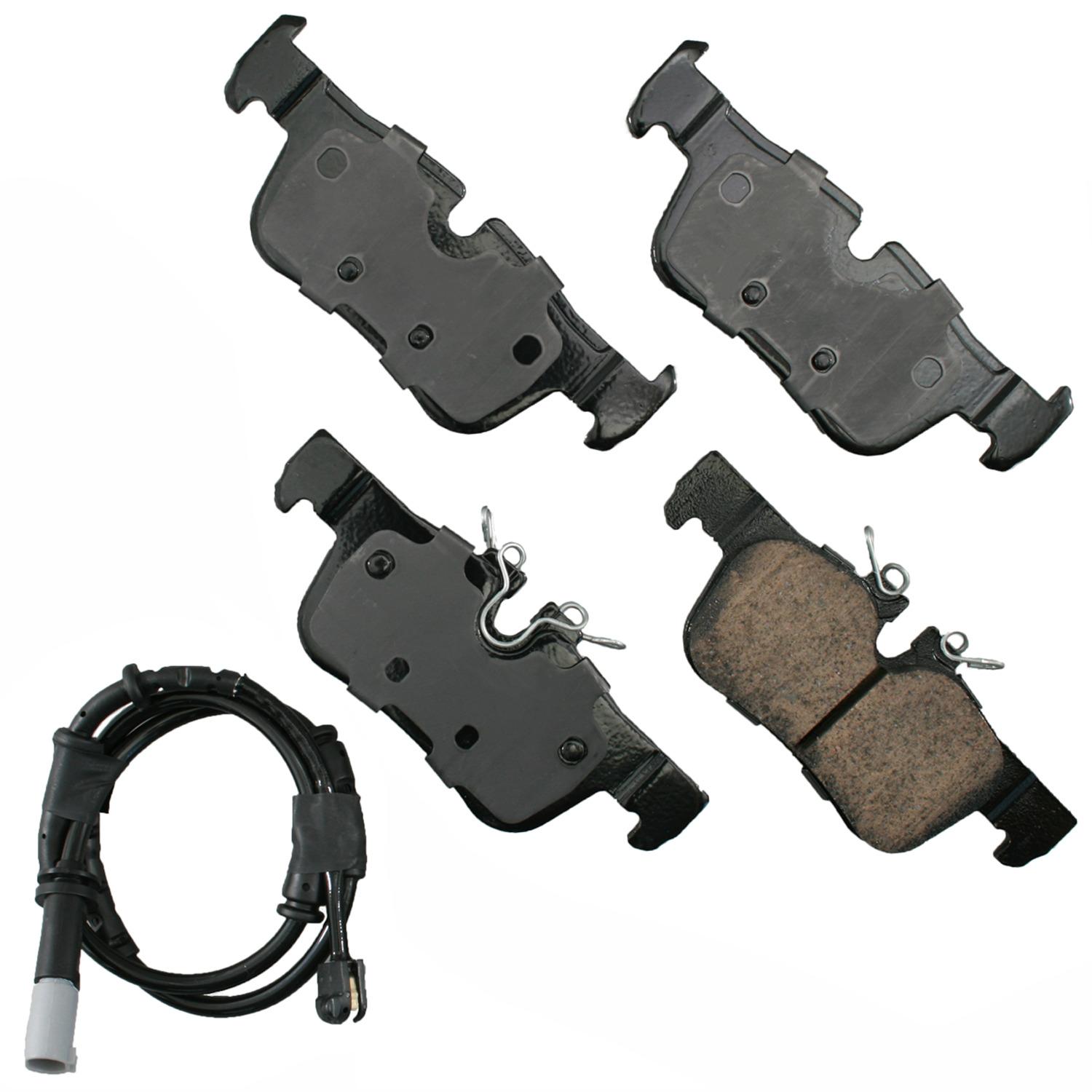 Akebono EUR1762 - Disc Brake Pad Akebono EUR1762 Disc Brake Pad product image 1 of 1