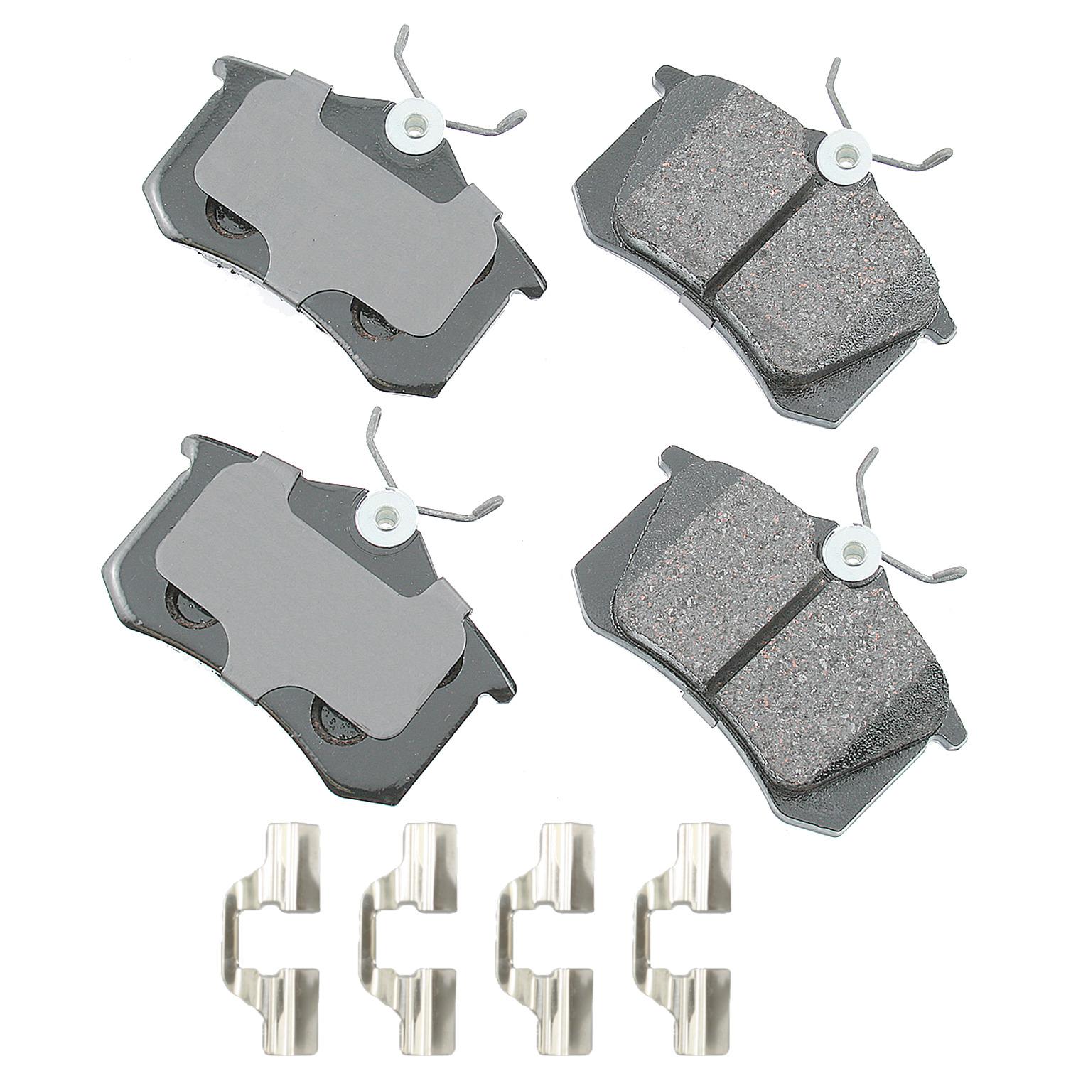 Akebono EUR340B Disc Brake Pad product image 1 of 1