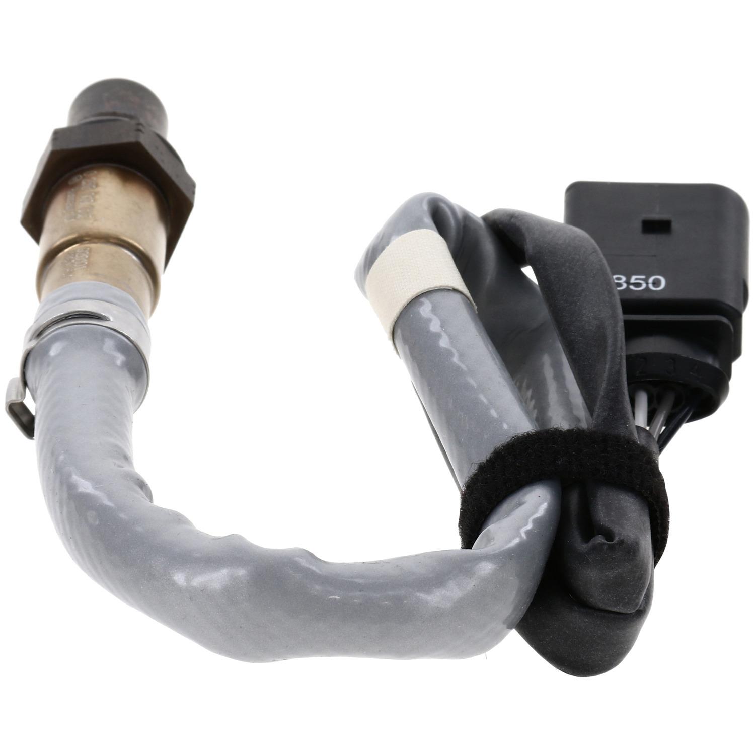 Bosch 16225 - Oxygen Sensor Bosch 16225 Oxygen Sensor product image 1 of 5