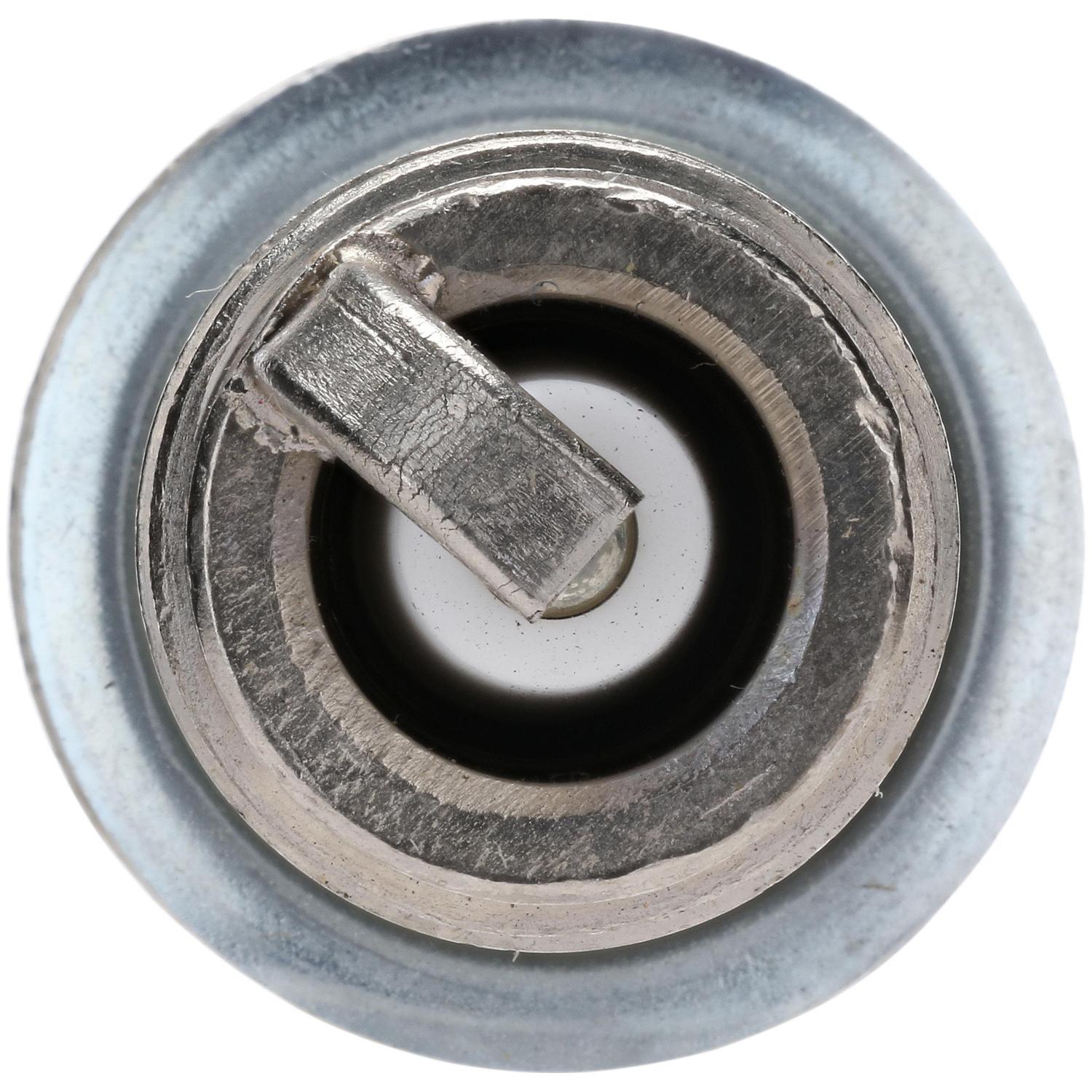 Bosch 8101 - Spark Plug Bosch 8101 Spark Plug product image 3 of 3