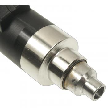 BWD 57048 Fuel Injector product image 1 of 3