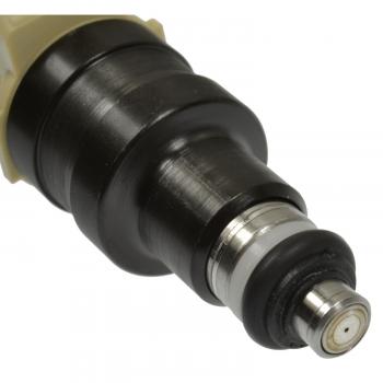 BWD 57136 Fuel Injector product image 1 of 9