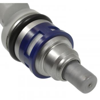 BWD 57620 Fuel Injector product image 1 of 3