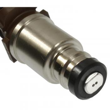 BWD 57630 Fuel Injector product image 1 of 4