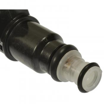 BWD 63870 Fuel Injector product image 1 of 3