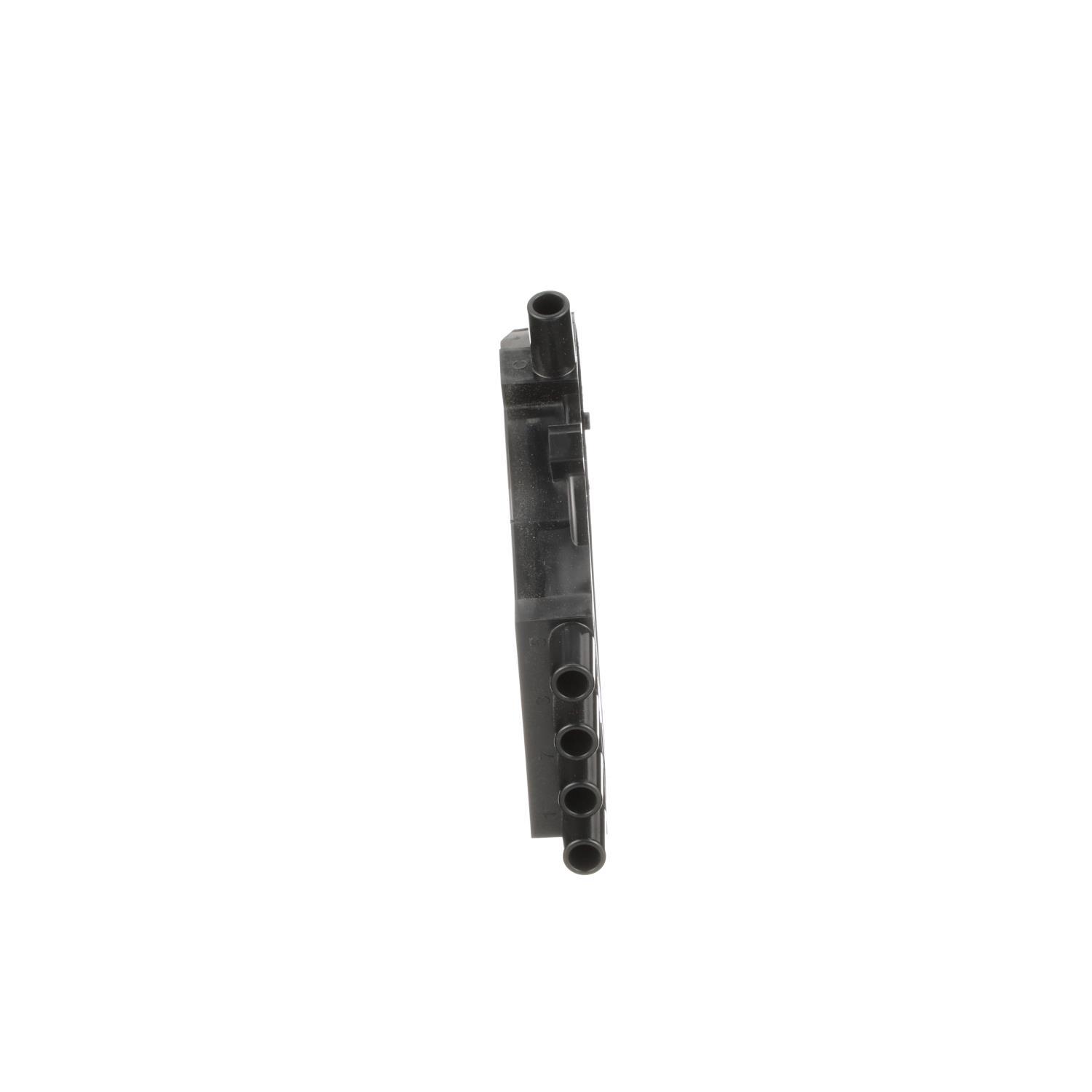 BWD C400 - Distributor Cap and Rotor Kit BWD C400 Distributor Cap and Rotor Kit product image 4 of 12