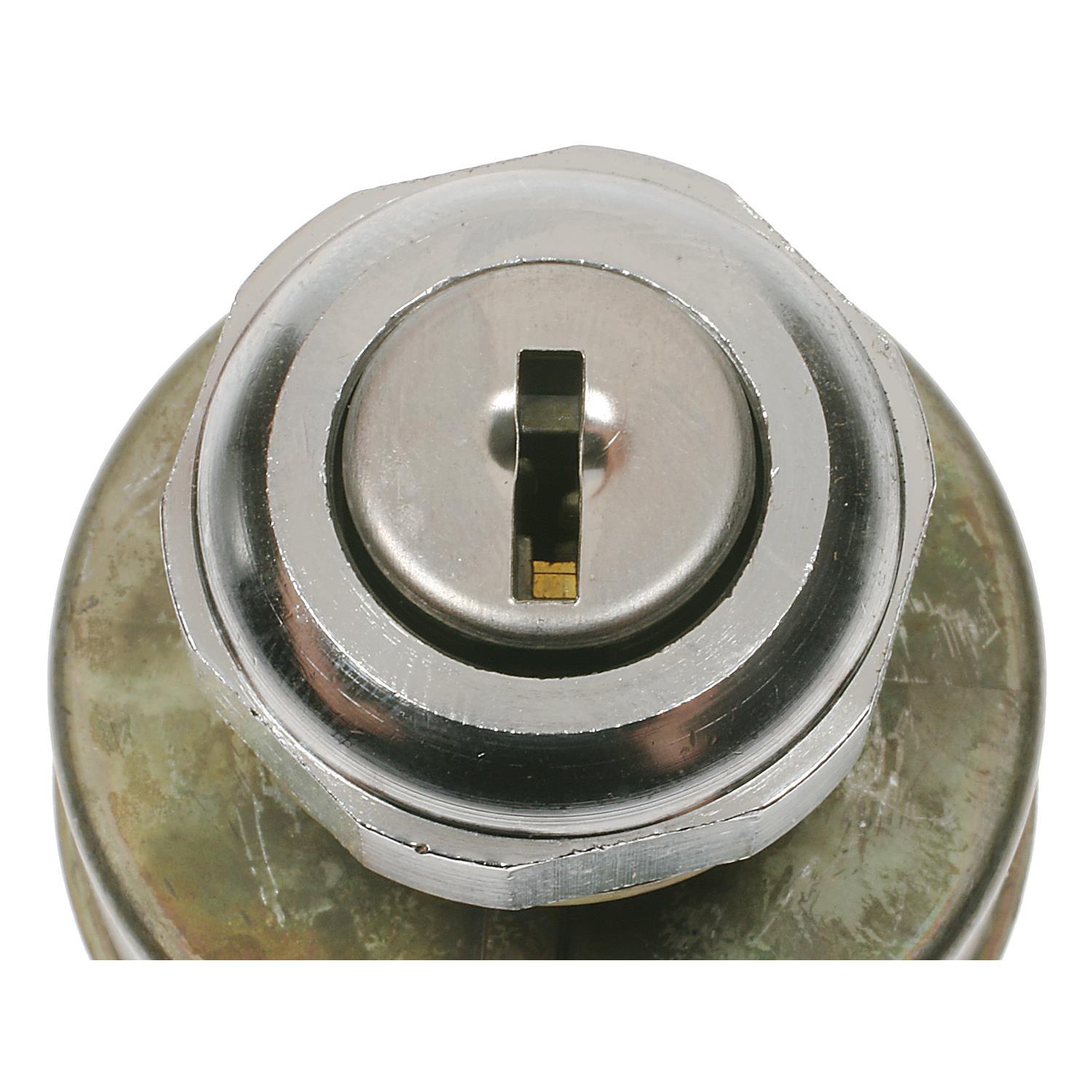 BWD CS17 - Ignition Starter Switch BWD CS17 Ignition Lock and Cylinder Switch product image 1 of 4