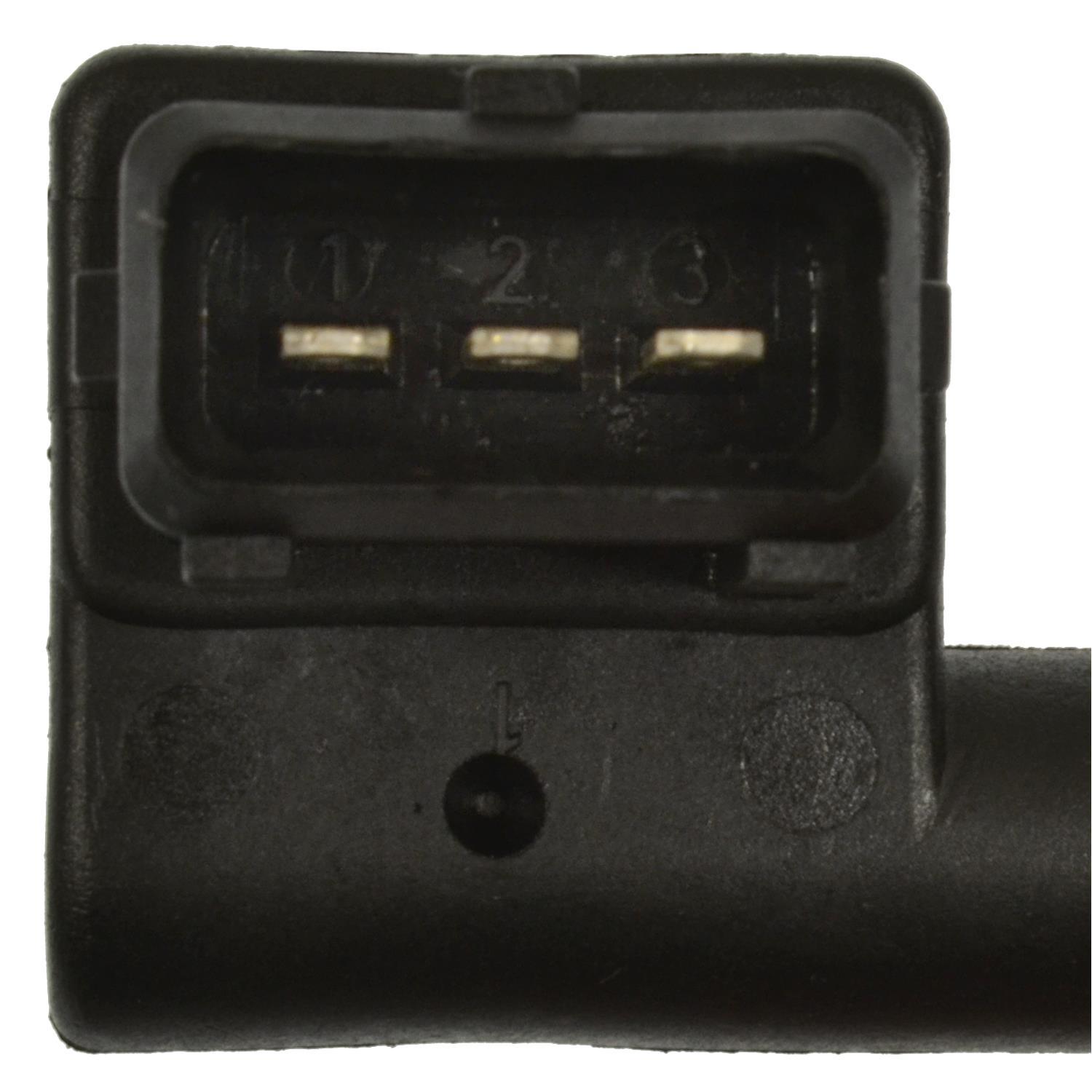 BWD CSS1739 - Engine Crankshaft Position Sensor BWD CSS1739 Engine Crankshaft Position Sensor product image 3 of 9