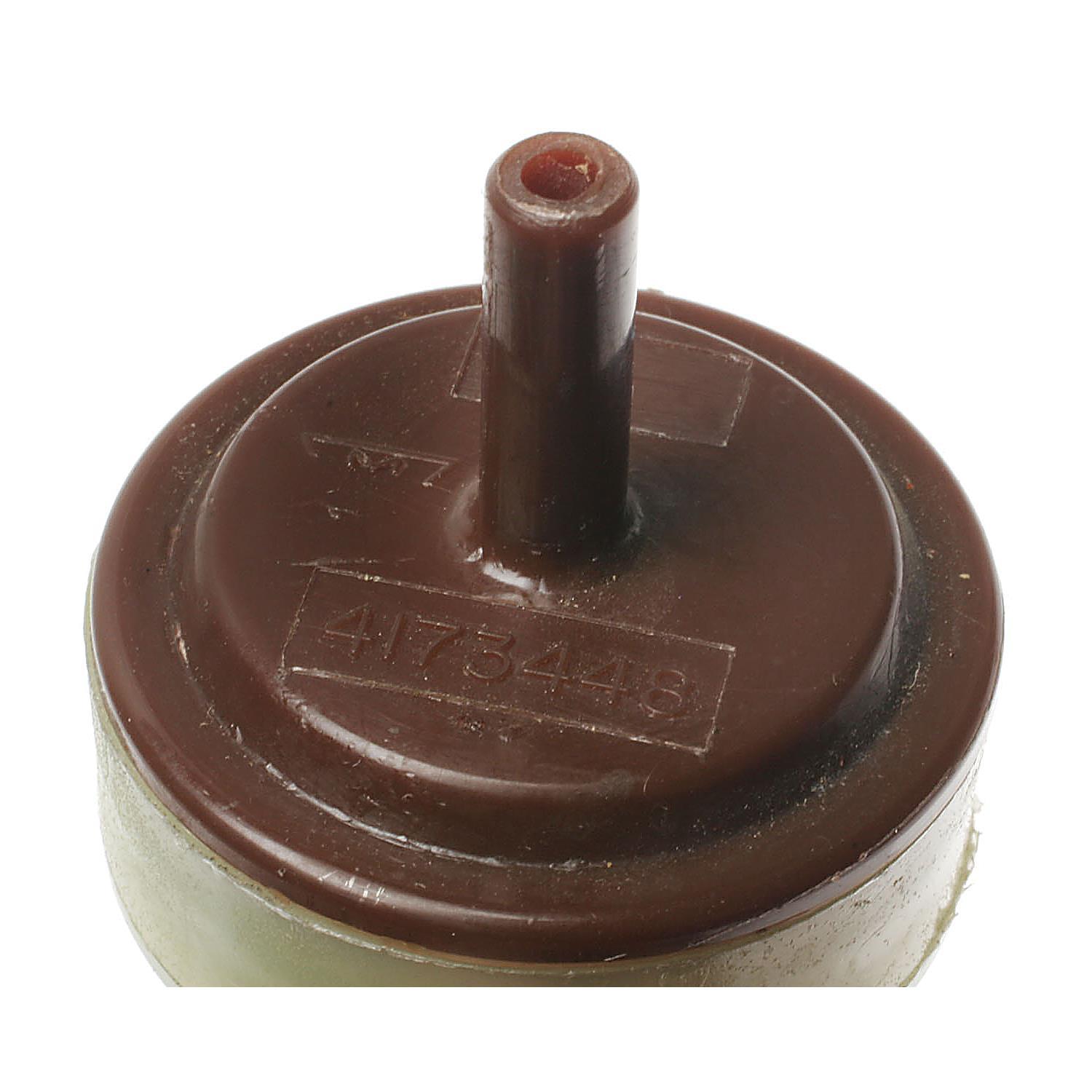 BWD EC316 - EGR Vacuum Delay Valve BWD EC316 EGR Vacuum Delay Valve product image 2 of 3