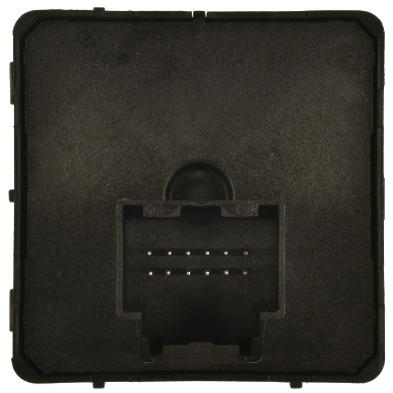BWD FWD99 4WD Indicator Lamp Switch product image 1 of 3
