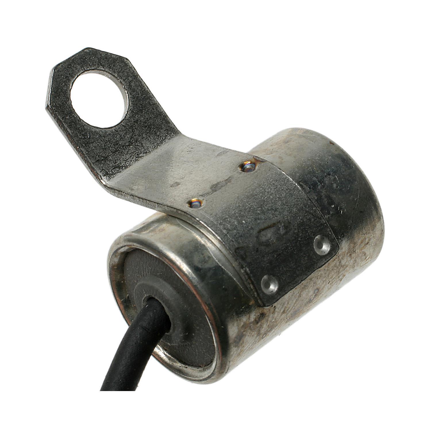 BWD G637 - Ignition Condenser BWD G637 Ignition Condenser product image 1 of 3