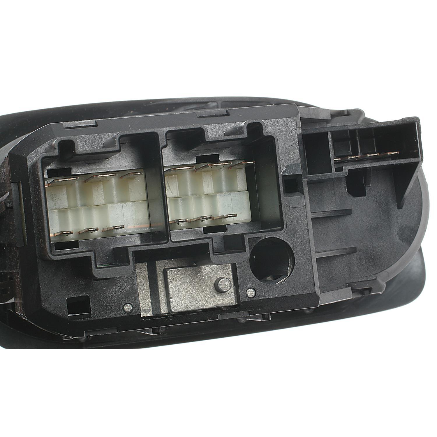 BWD HL134 - Headlight Switch BWD HL134 Headlight Switch product image 3 of 3