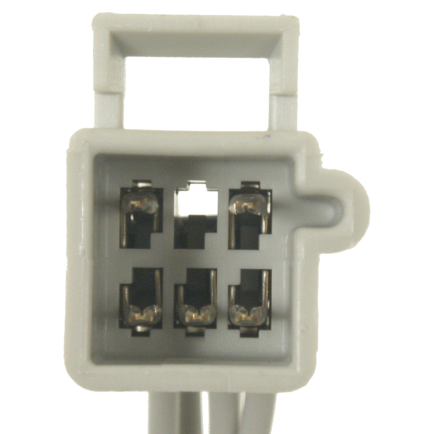 BWD PT1137 - Clutch Pedal Position Switch Connector BWD PT1137 Body Wiring Harness Connector product image 1 of 3
