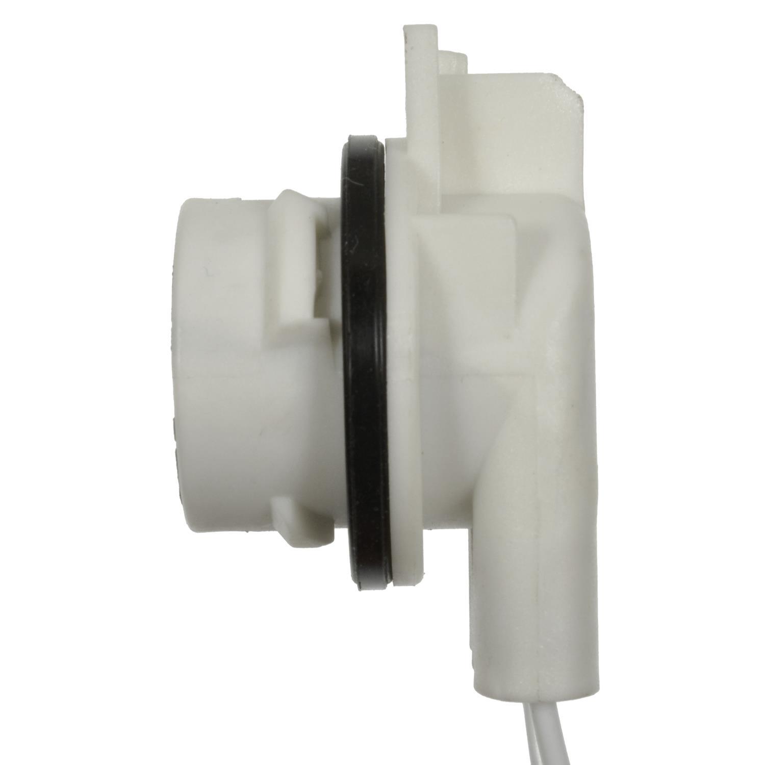 BWD PT1223 - Tail Lamp Socket BWD PT1223 Back Up Light Socket product image 1 of 3