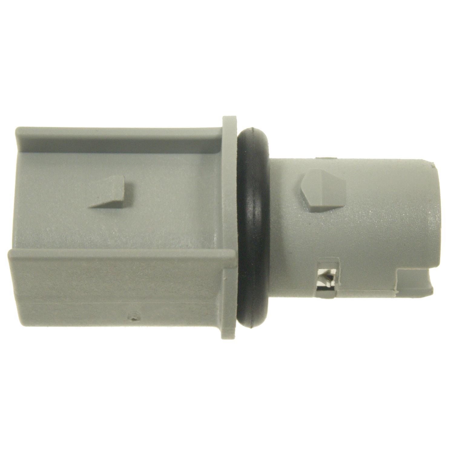 BWD PT12260 - Side Marker Light Socket BWD PT12260 Back Up Light Socket product image 2 of 4