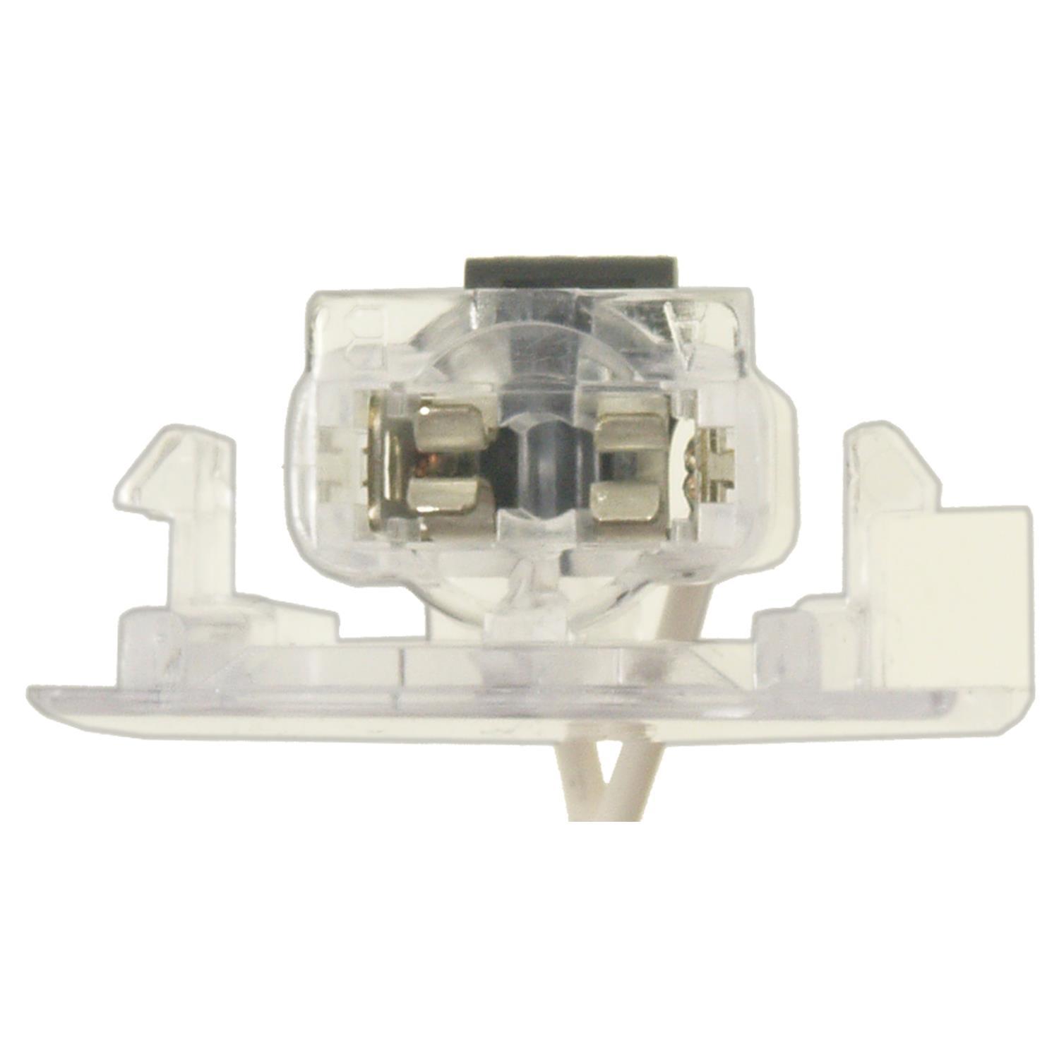BWD PT1228 - Back Up Light Socket BWD PT1228 Back Up Light Socket product image 1 of 3