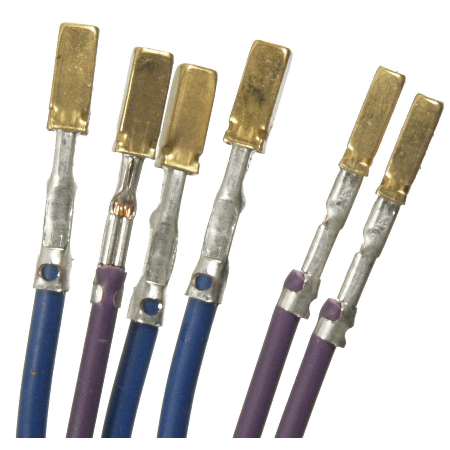 BWD PT1271 - Parking and Turn Signal Light Connector BWD PT1271 Parking and Turn Signal Light Connector product image 3 of 5