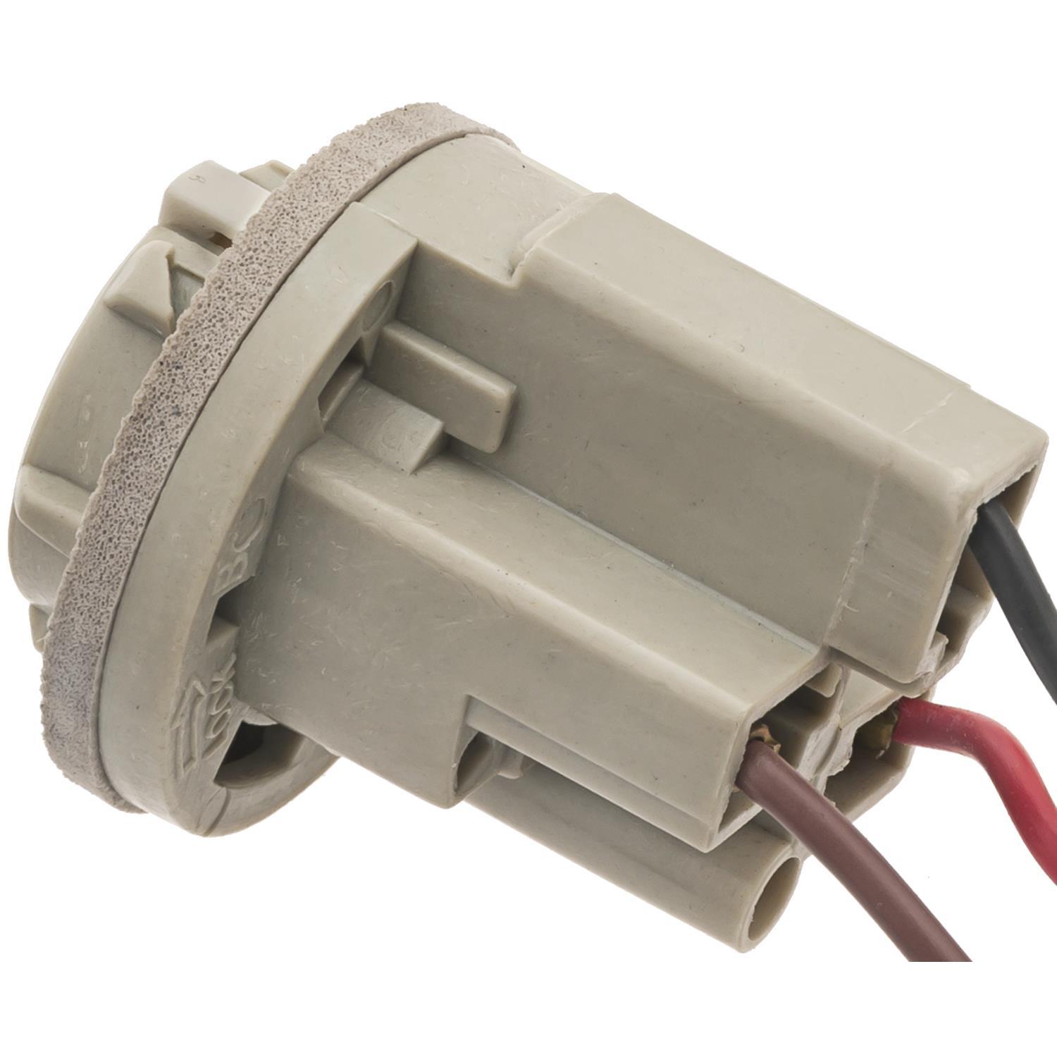 BWD PT138 - Tail Lamp Socket BWD PT138 Back Up Light Socket product image 1 of 4