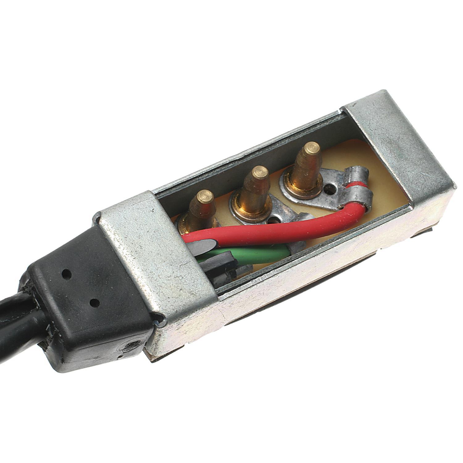 BWD PT192 - A/C Compressor Cut-Out Switch Harness Connector BWD PT192 A/C Compressor Cut-Out Switch Harness Connector product image 1 of 4