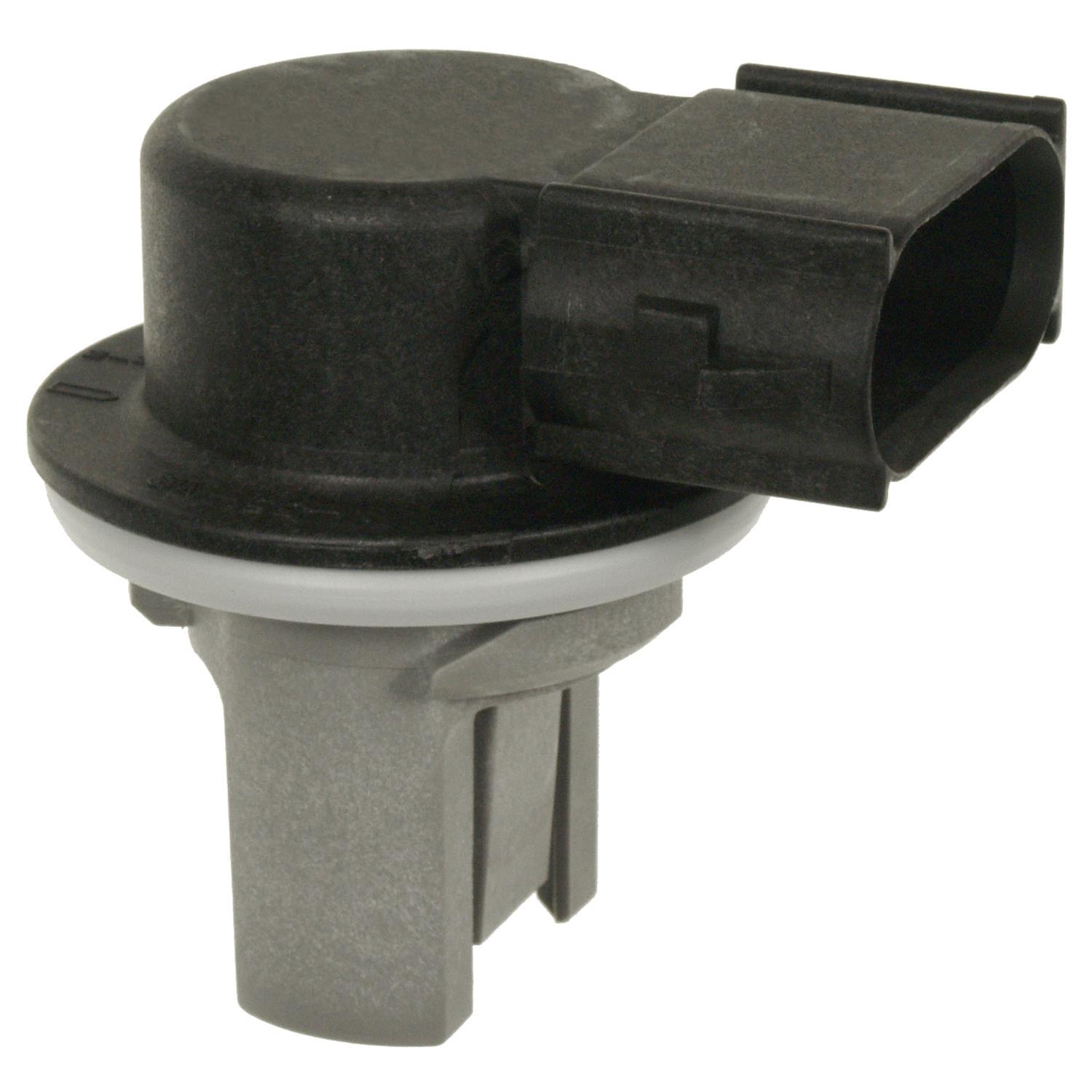 BWD PT2018 - Tail Lamp Socket BWD PT2018 Brake Light Socket product image 2 of 4