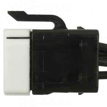 BWD PT2036 Headlight Connector product image 1 of 3