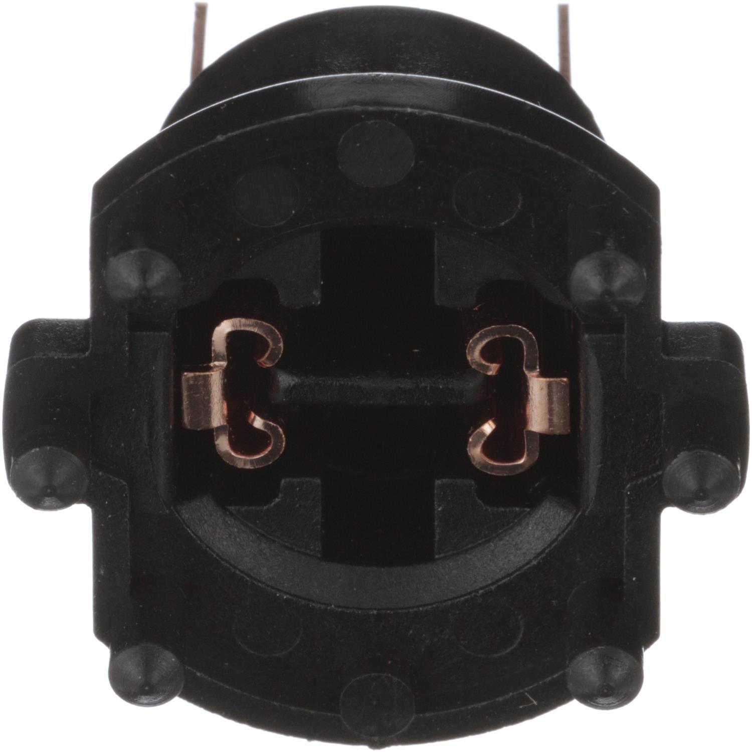BWD PT2343 - Headlight Socket BWD PT2343 Headlight Socket product image 4 of 12