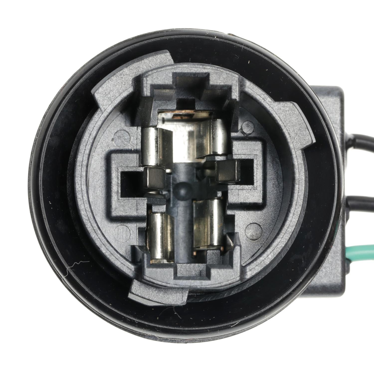 BWD PT2369 - Tail Lamp Socket BWD PT2369 A/C Compressor Cut-Out Switch Harness Connector product image 10 of 12