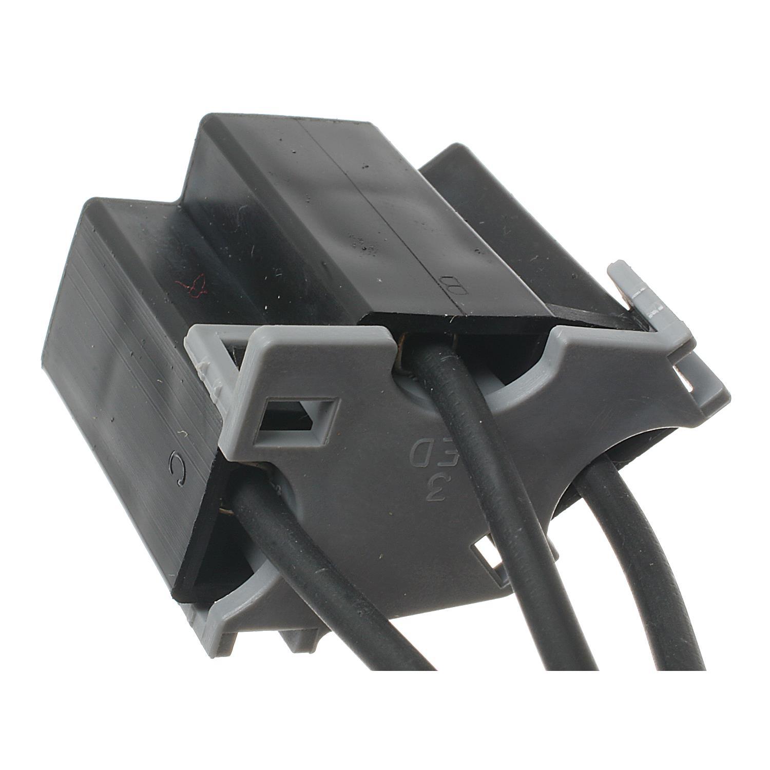 BWD PT338 - Headlight Connector BWD PT338 Headlight Connector product image 1 of 3