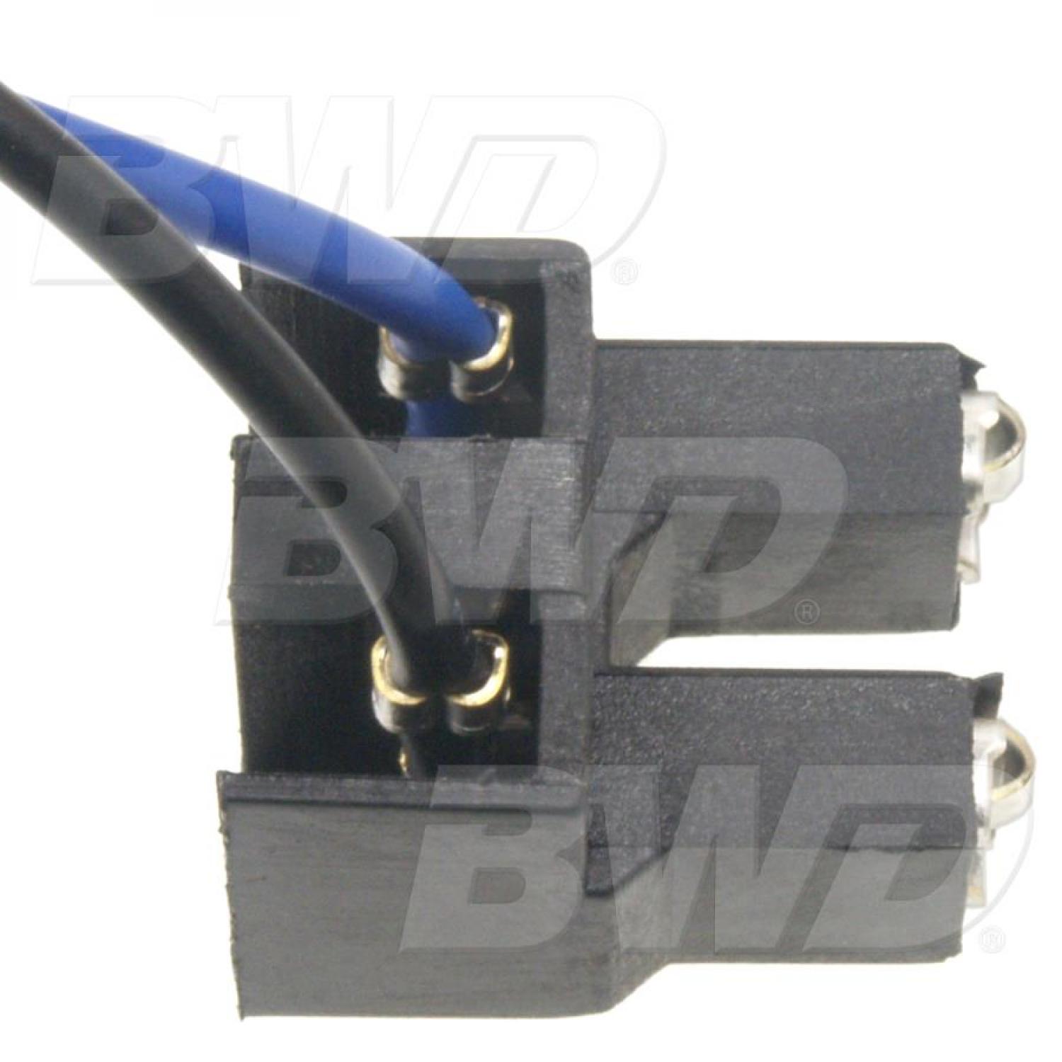 BWD PT5605 - Headlight Connector BWD PT5605 Daytime Running Light Connector product image 1 of 3