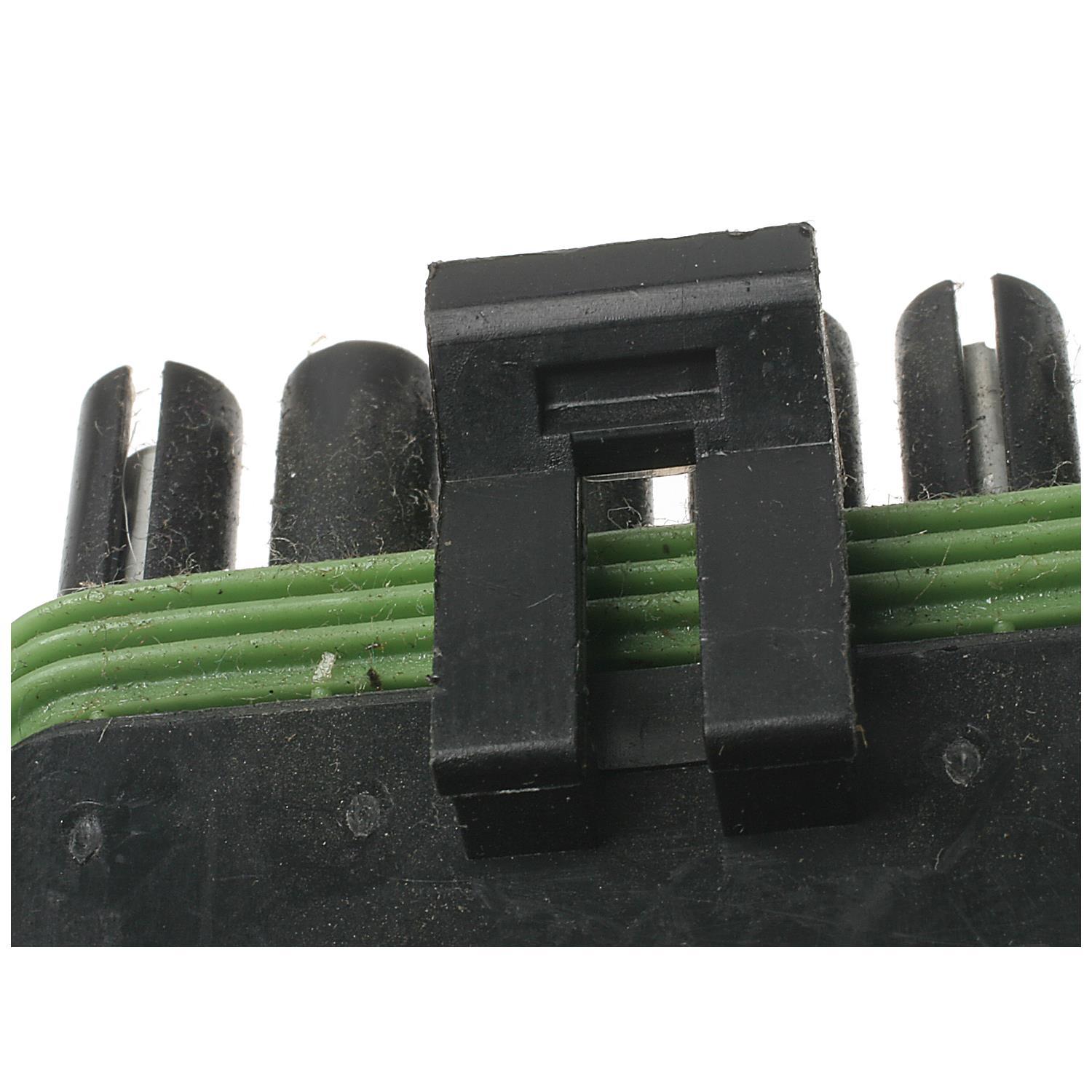 BWD PT5699 A/C Compressor Cut-Out Switch Harness Connector product image 1 of 3