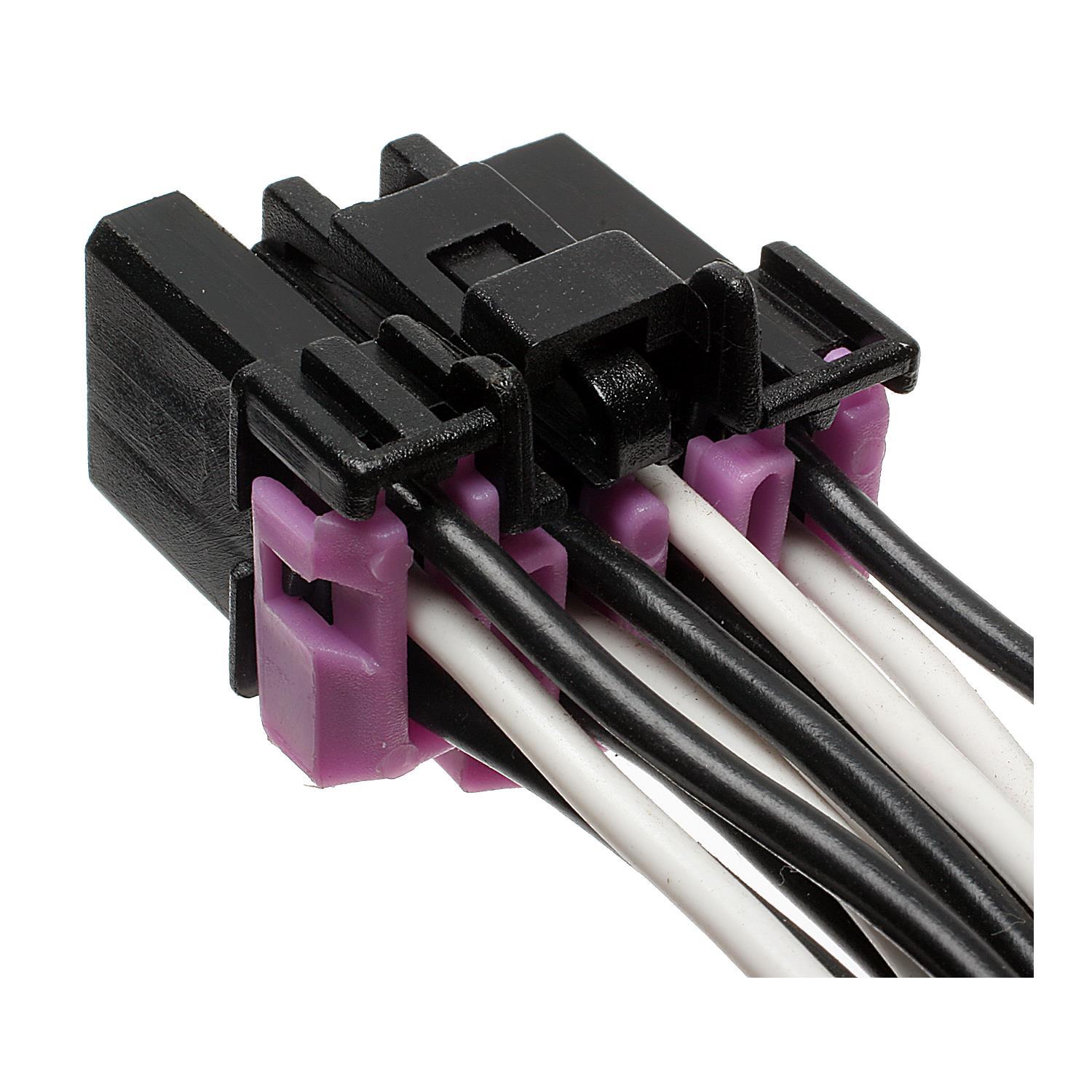 BWD PT5752 - Headlight Switch Connector BWD PT5752 Combination Switch Connector product image 1 of 3