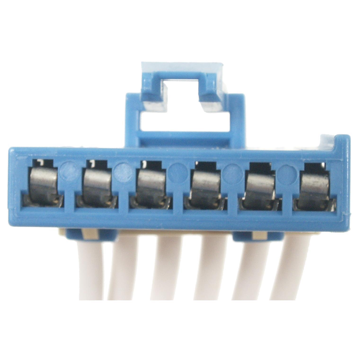 BWD PT5868 - Headlight Switch Connector BWD PT5868 Body Wiring Harness Connector product image 1 of 3