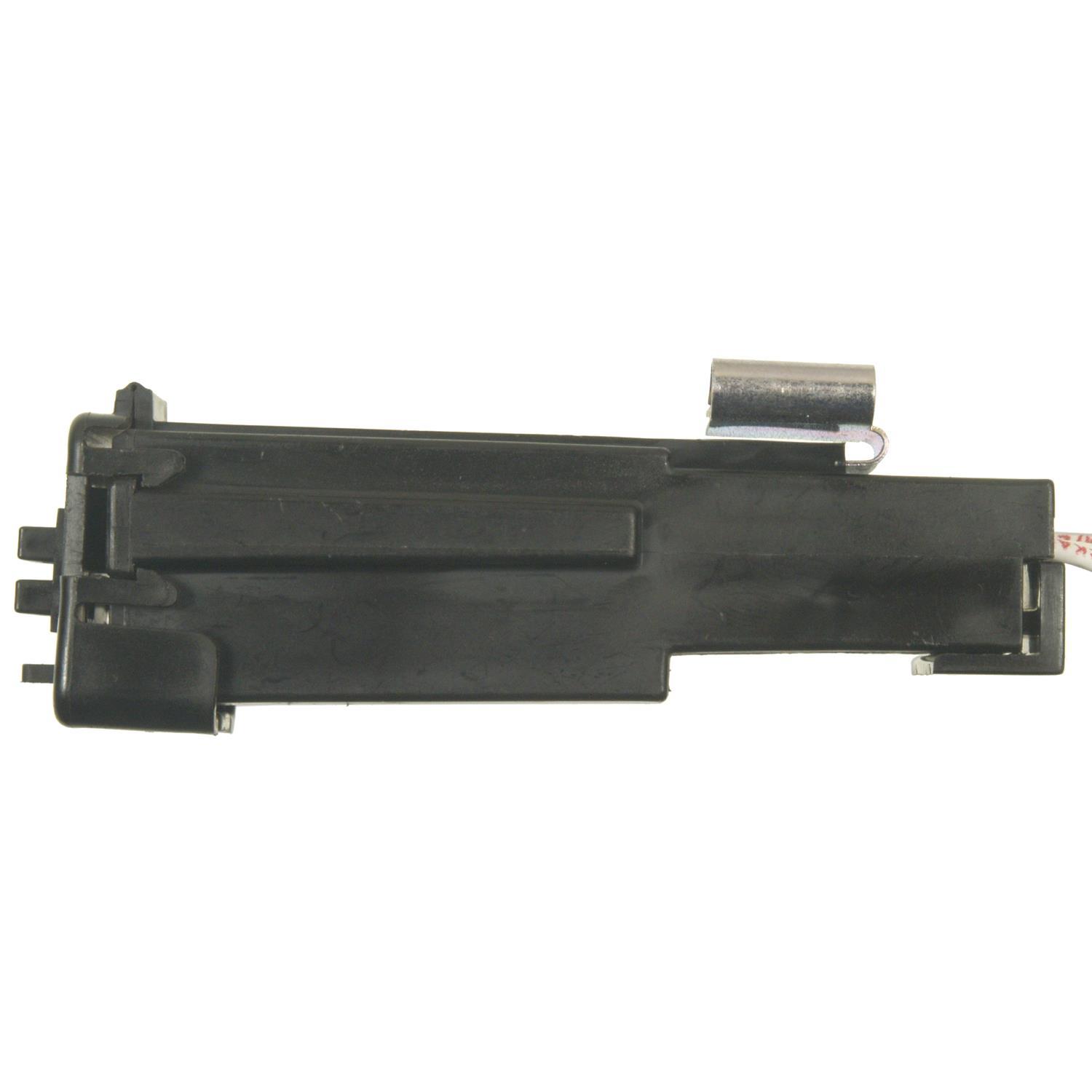 BWD PT626 - Body Wiring Harness Connector BWD PT626 Air Bag Module Connector product image 3 of 3