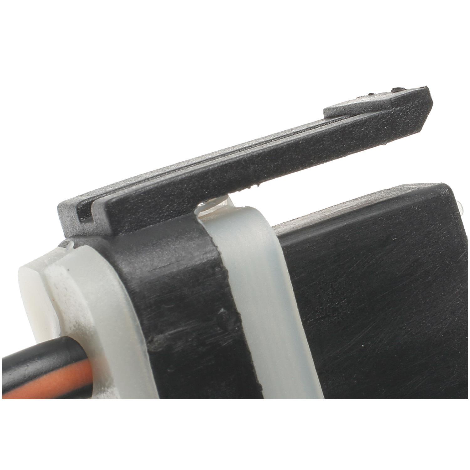 BWD PT780 - Alternator Connector BWD PT780 Alternator Connector product image 1 of 3